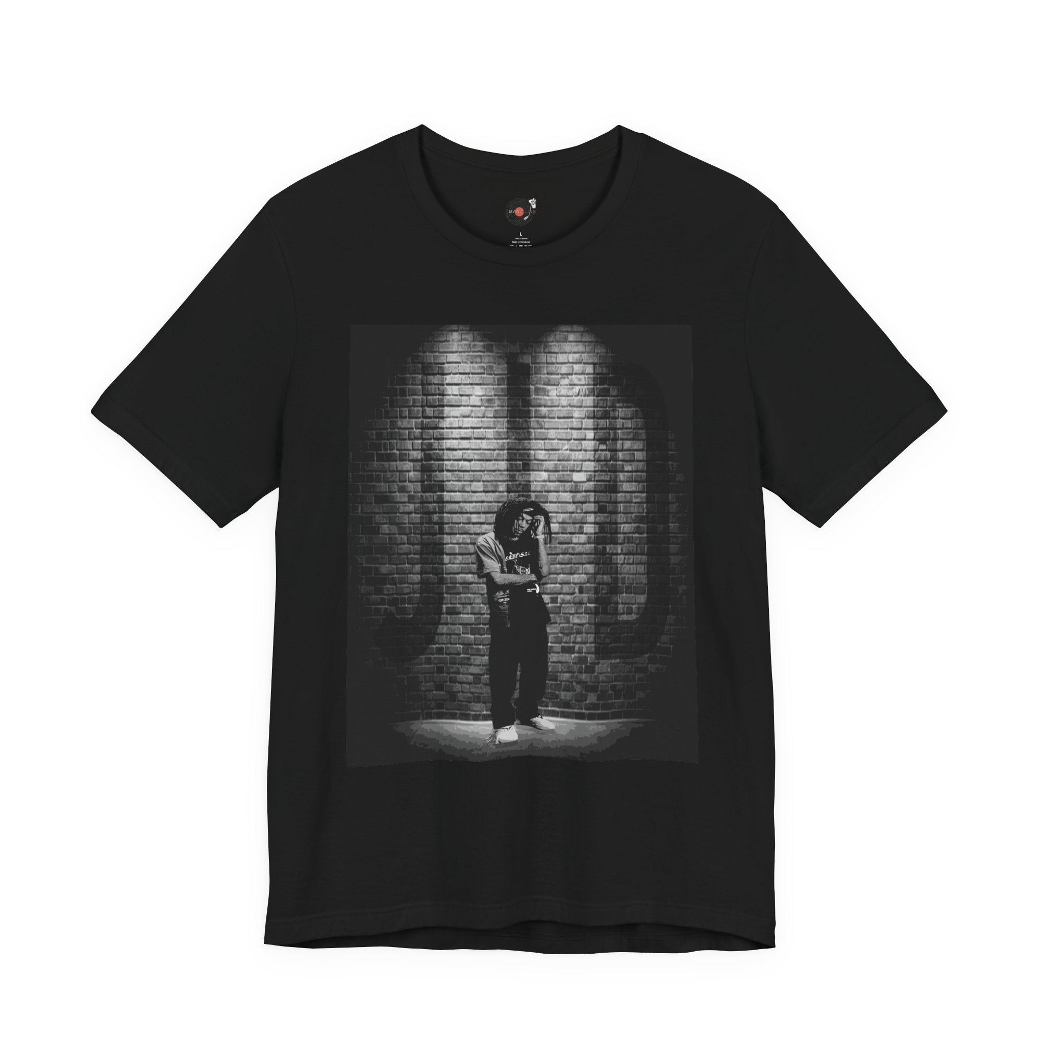 JID Under Spotlight Hip Hop Photo Tee | Noir Brick Wall